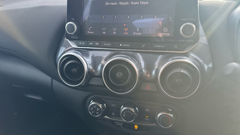 Nissan Juke 1.0 DiG-T 114 Acenta 5dr Petrol Hatchback